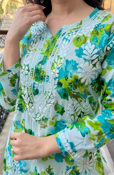 HOOR LONG MULMUL CHIKANKARI KURTA
