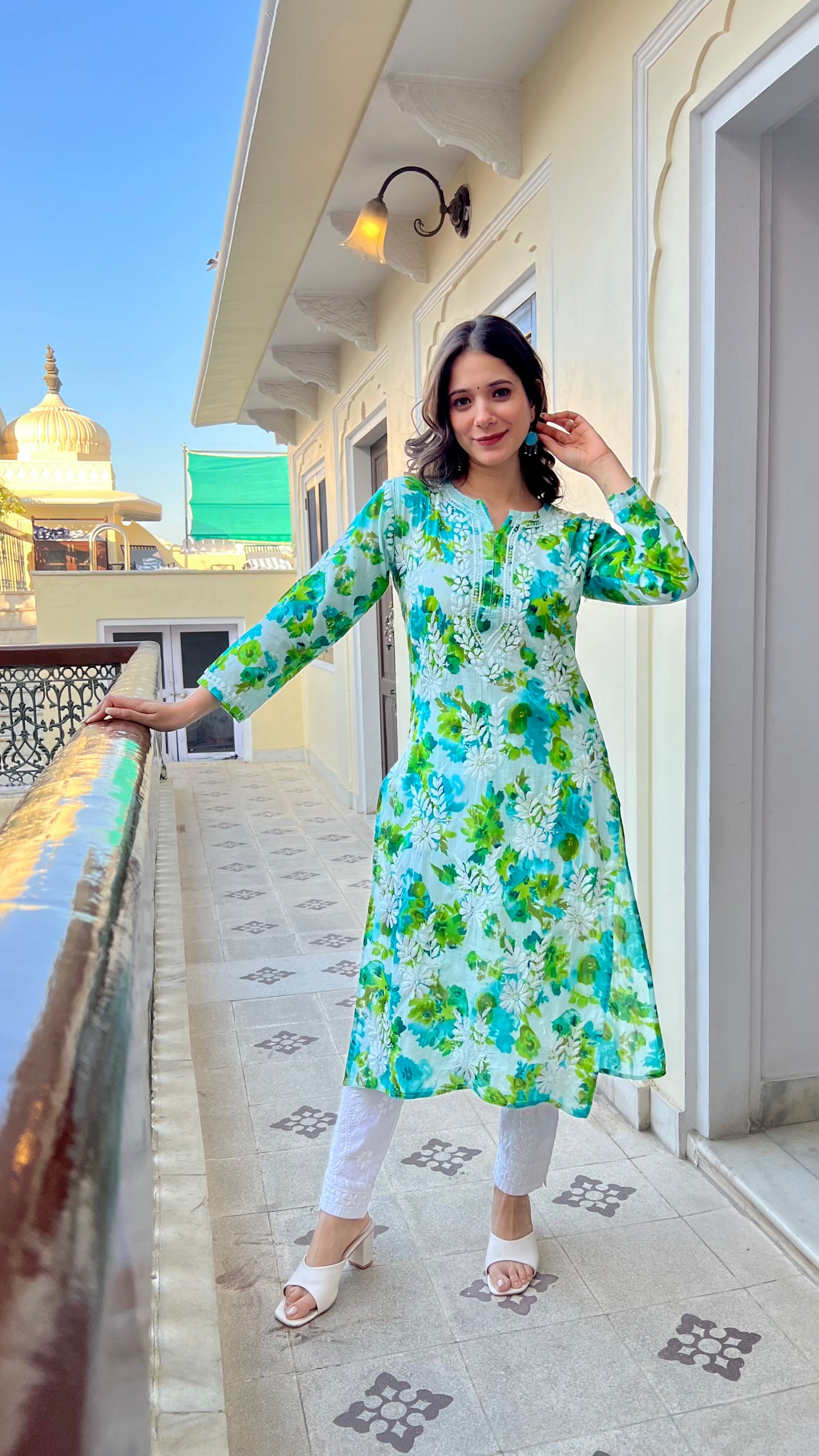 HOOR LONG MULMUL CHIKANKARI KURTA