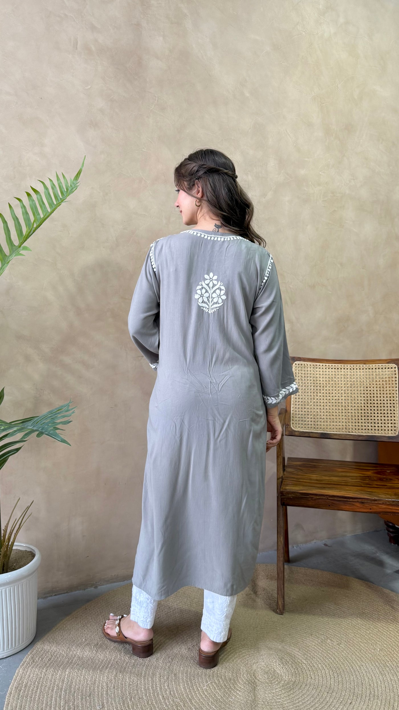 Raaha Grey Long Rayon Straight Kurta