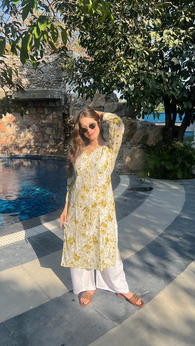 HOOR LONG GREEN MULMUL CHIKANKARI KURTA