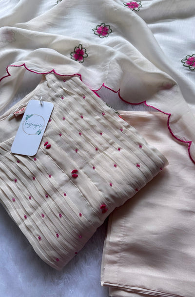 Kiara Premium Mul Chanderi Embroidered Set
